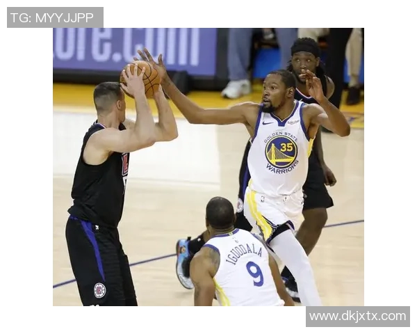 NBA季后赛勇士对快船精彩直播全程回顾与分析 NBA季后赛勇士对快船精彩直播全程回顾与分析