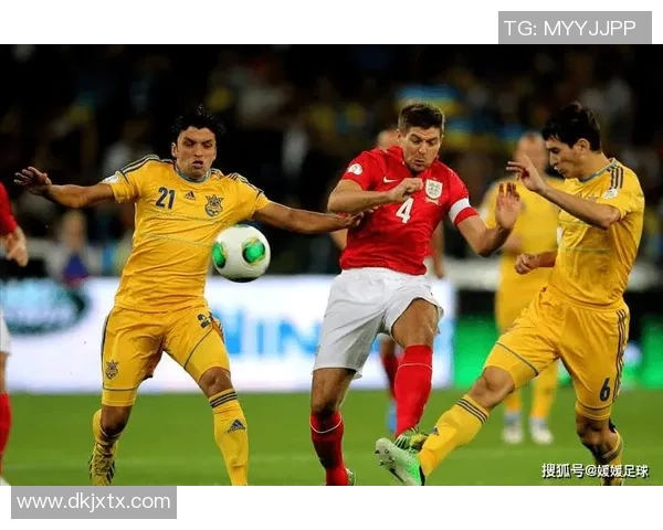 澳大利亚与法国的精彩对决揭示两国足球文化的碰撞与融合 澳大利亚与法国的精彩对决揭示两国足球文化的碰撞与融合