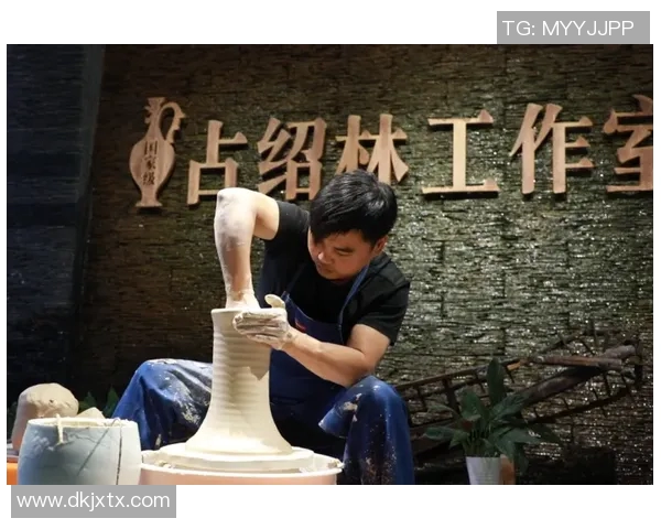 孙铭徽:从青涩新星到篮球场上的领军人物之路探索与成长 孙铭徽:从青涩新星到篮球场上的领军人物之路探索与成长