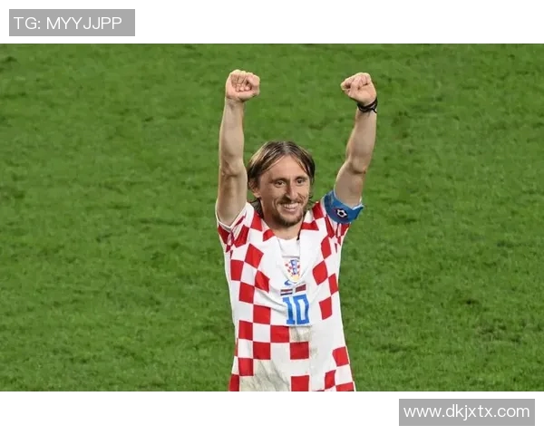 莫德里奇：从克罗地亚足球奇迹到全球足坛传奇的辉煌之路