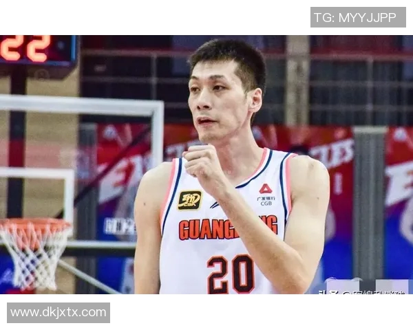 任骏飞在篮球赛场上的精彩表现与职业生涯的成长历程分析